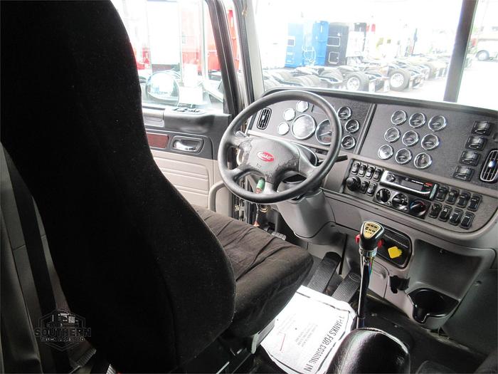 Used 2014 PETERBILT 388