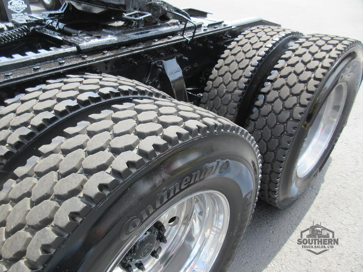 Used 2023 FREIGHTLINER CORONADO 122 SD