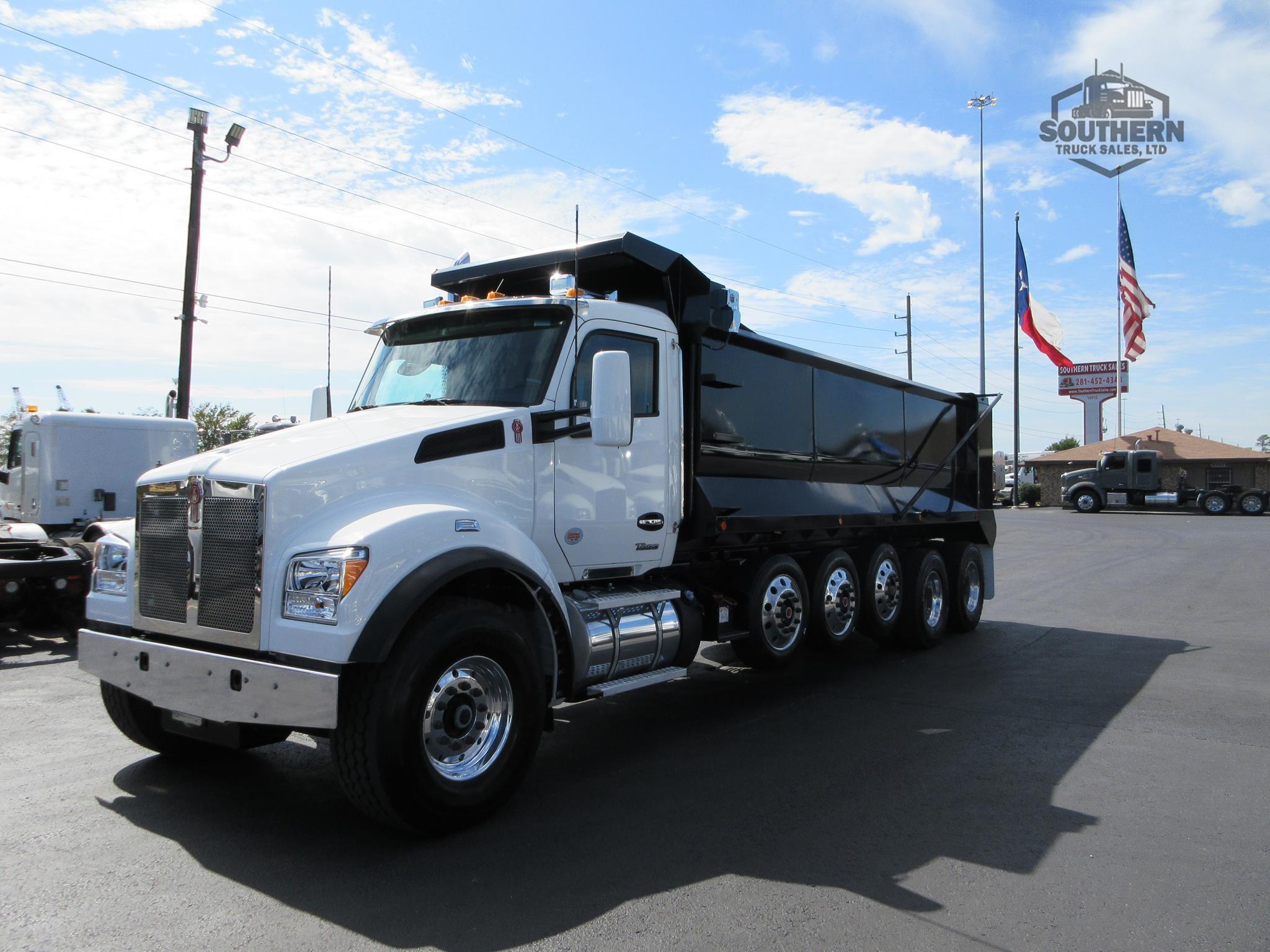 Used 2025 KENWORTH T880
