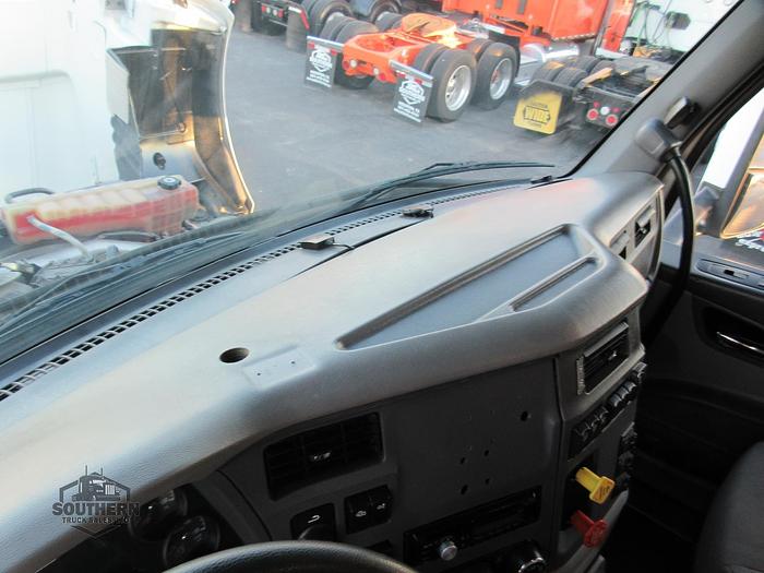 Used 2017 PETERBILT 579