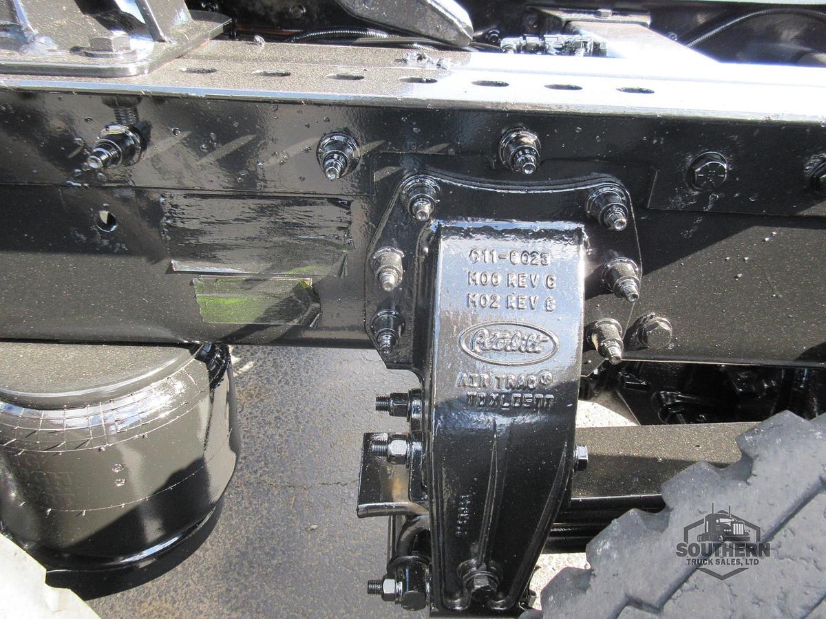 Used 2022 PETERBILT 389