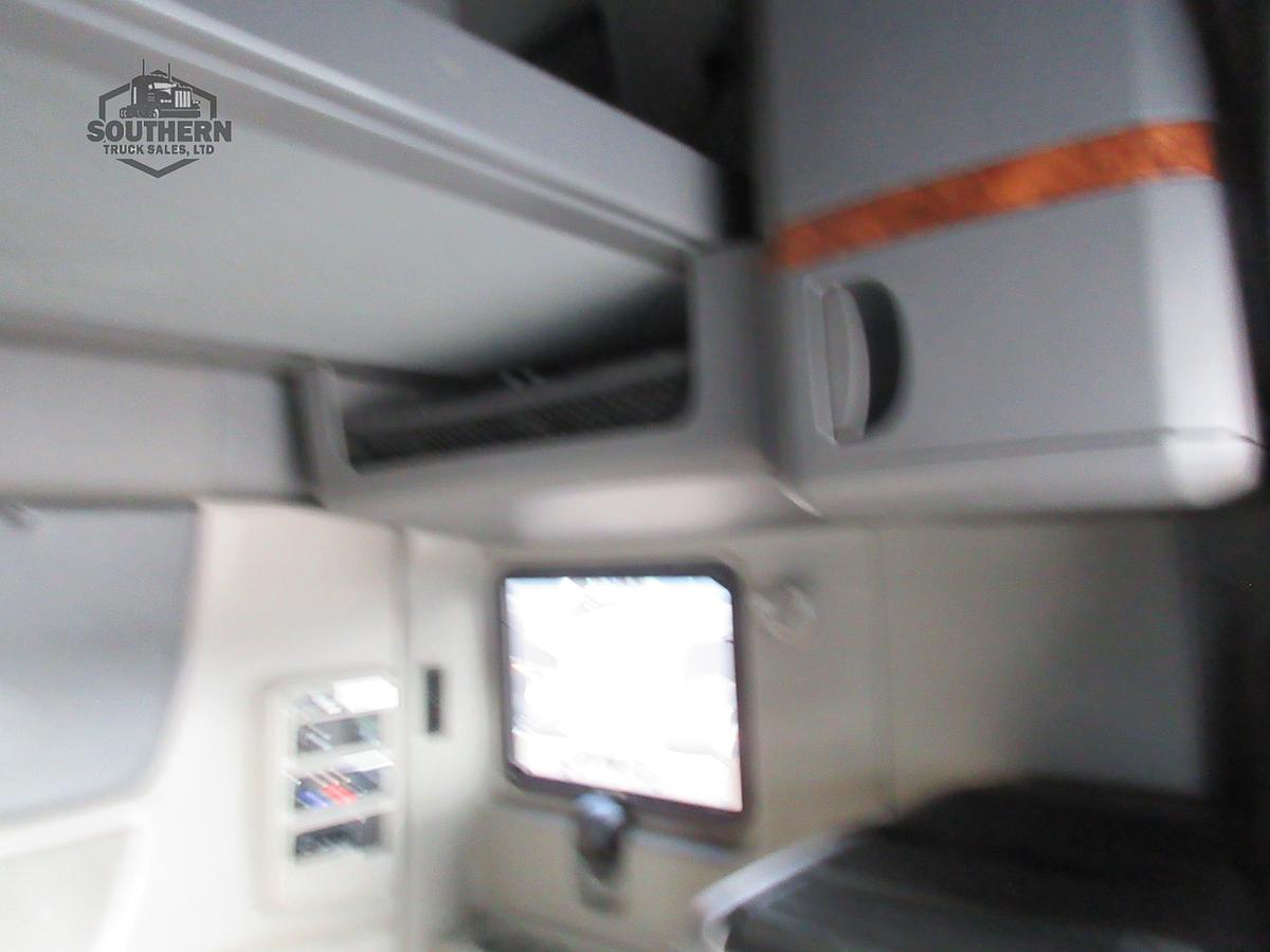 Used 2021 INTERNATIONAL LT