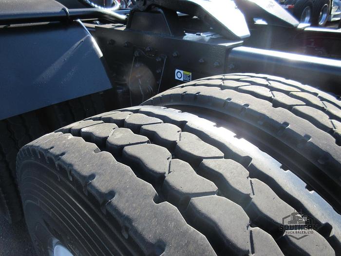 Used 2011 KENWORTH T800