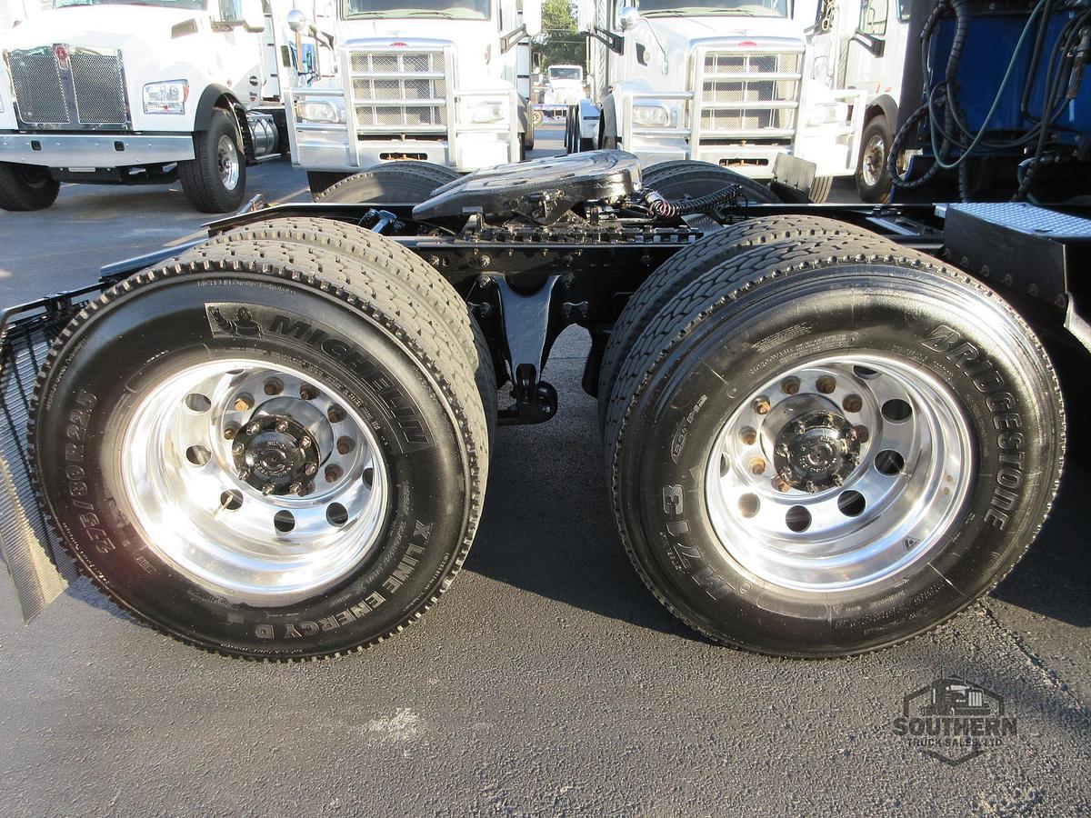 Used 2021 INTERNATIONAL LT