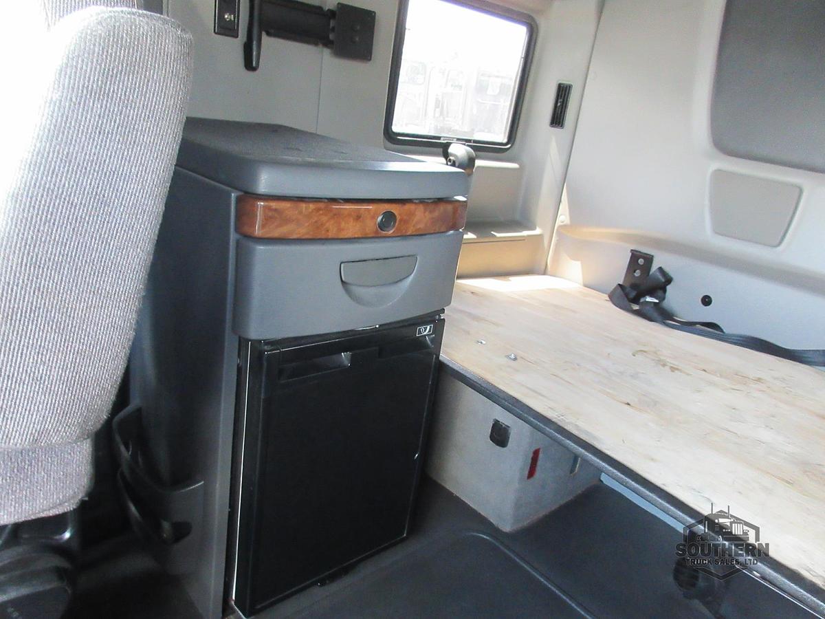 Used 2021 INTERNATIONAL LT