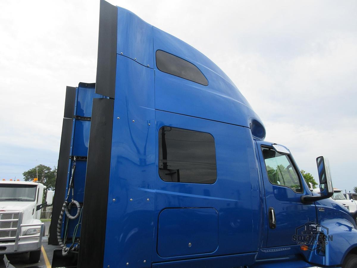 Used 2021 INTERNATIONAL LT