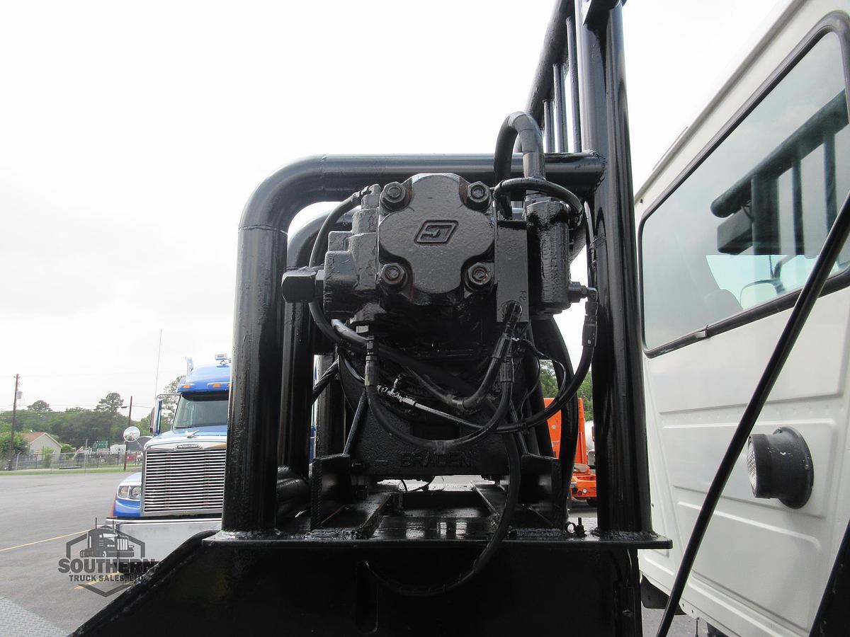 Used 2014 MACK PINNACLE CXU613