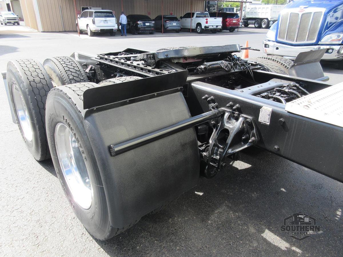 Used 2019 PETERBILT 389