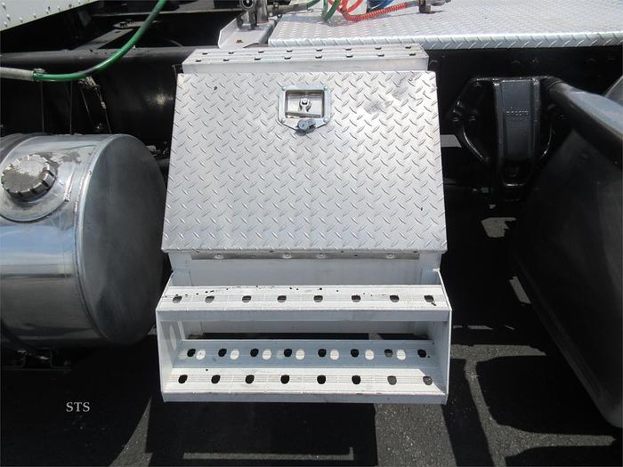 Used 2013 KENWORTH T660