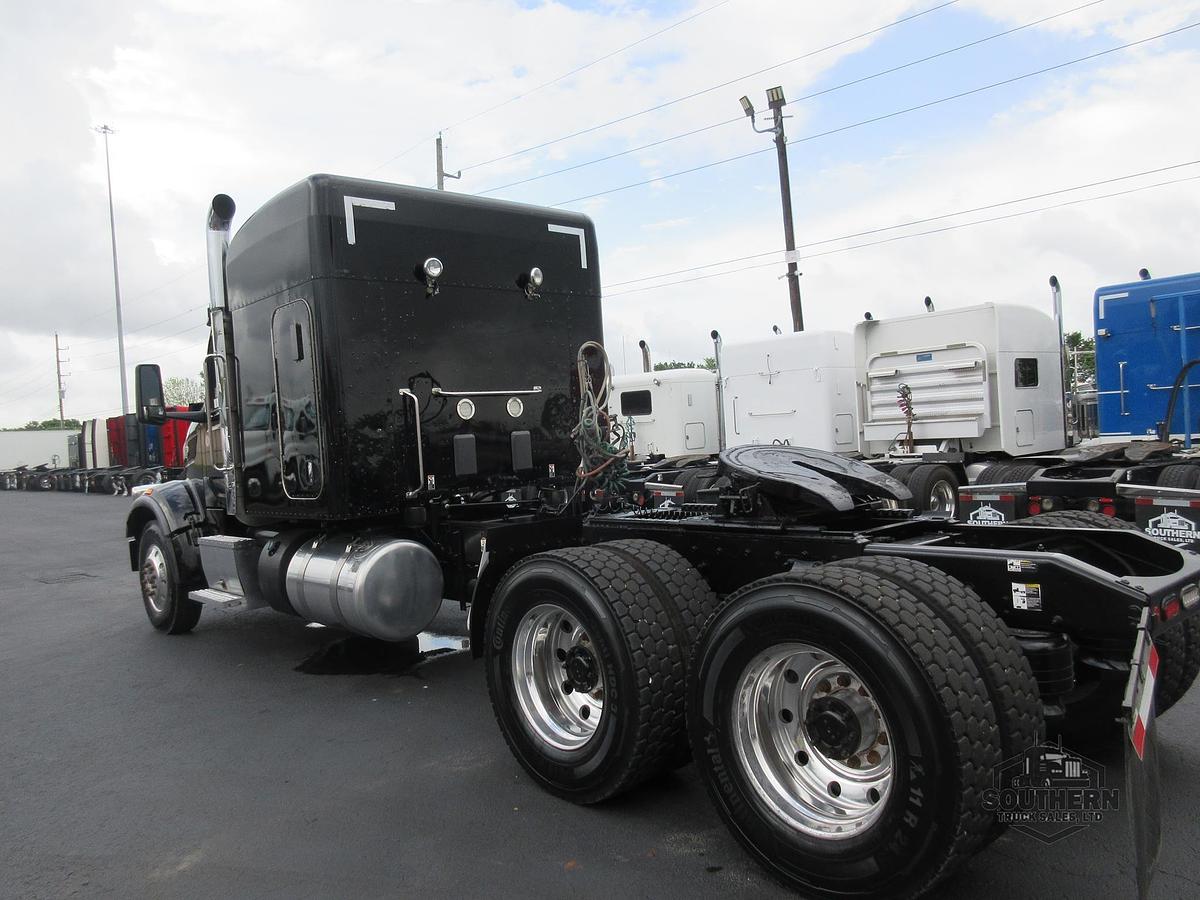 Used 2023 PETERBILT 567