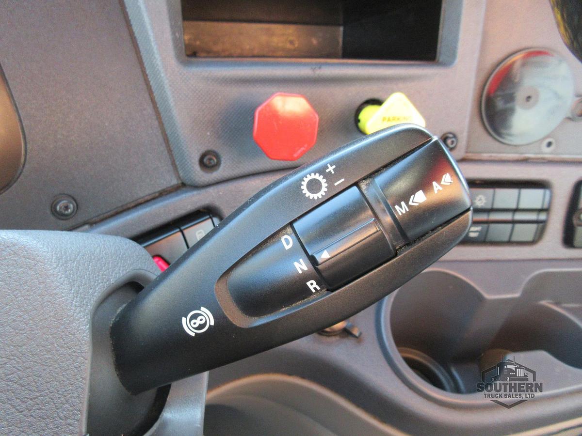 Used 2018 FREIGHTLINER CASCADIA 113