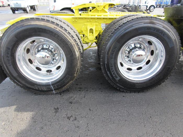 Used 2020 PETERBILT 389