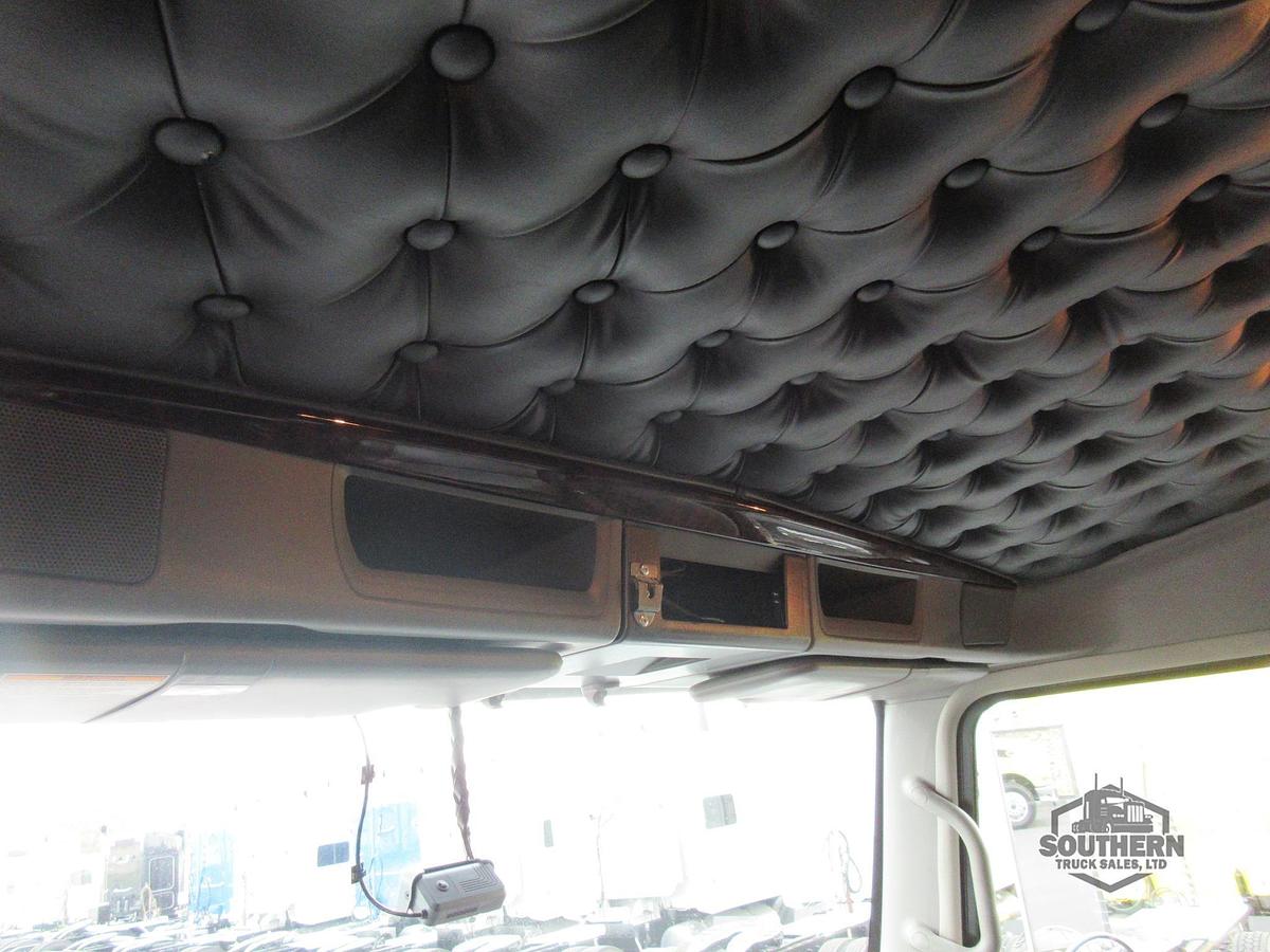 Used 2023 KENWORTH W900L