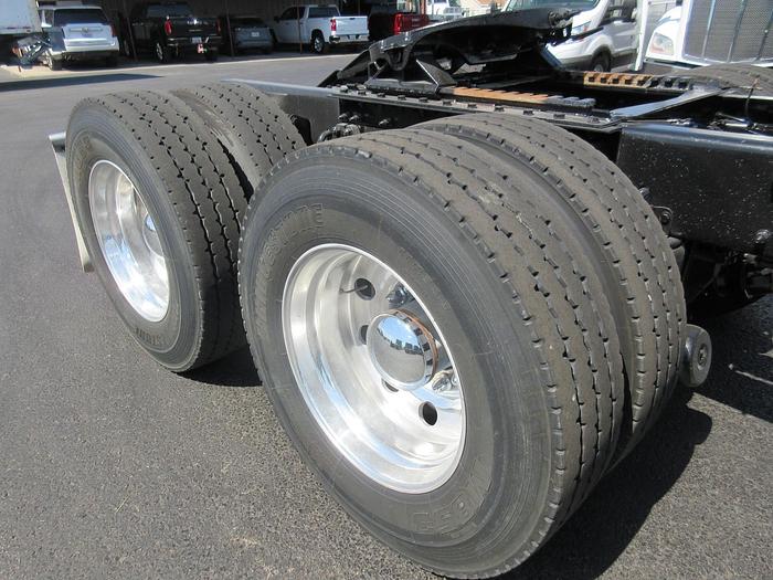 Used 2017 KENWORTH T880