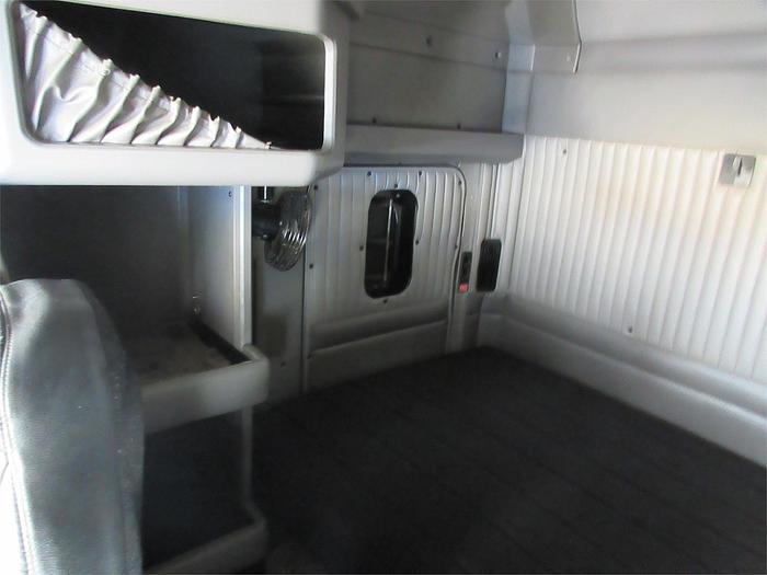 Used 2013 KENWORTH T660