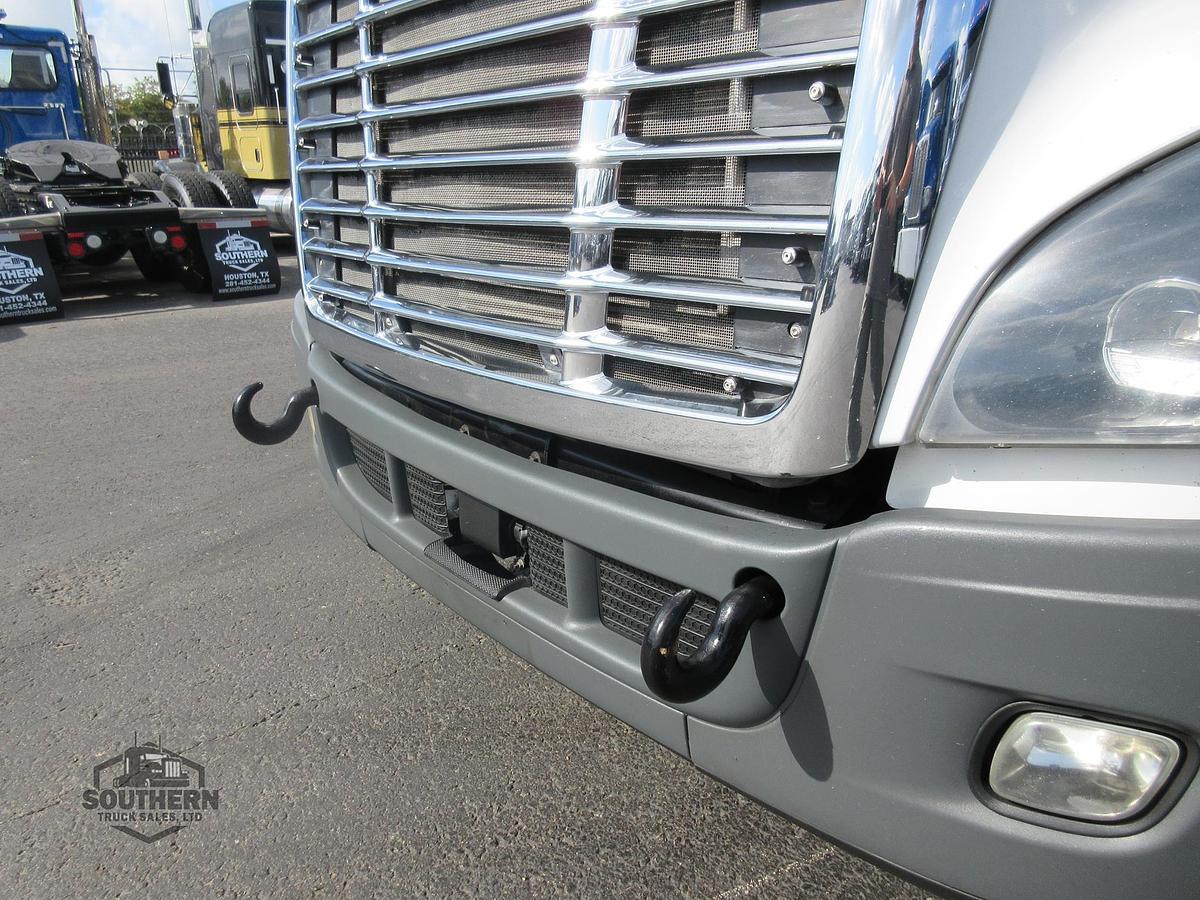 Used 2019 FREIGHTLINER CASCADIA 125