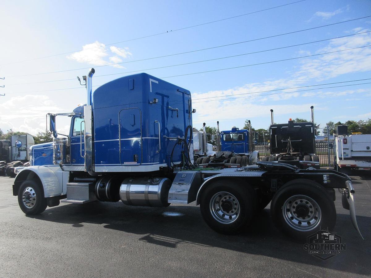 Used 2019 PETERBILT 389
