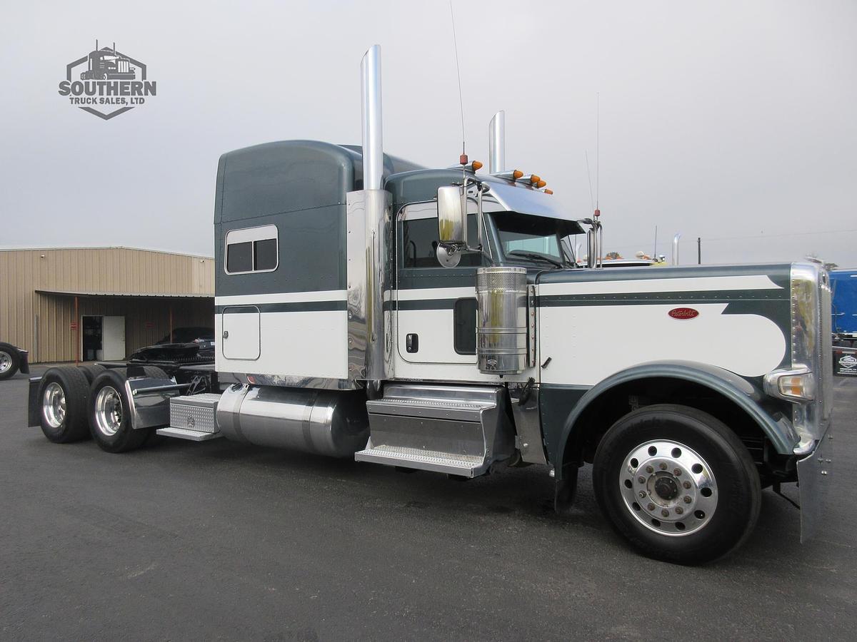 Used 2020 PETERBILT 389