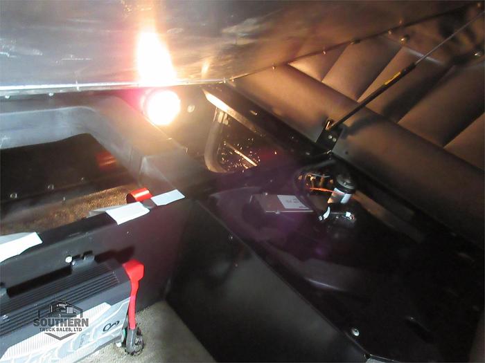 Used 2015 PETERBILT 389