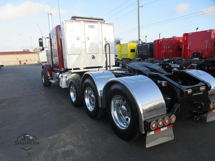 Used 2020 PETERBILT 389