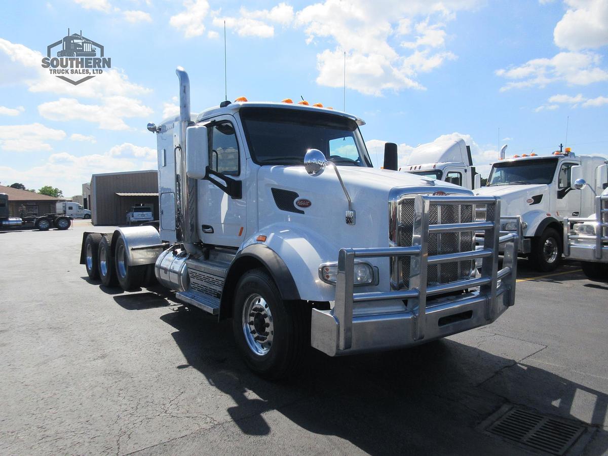 Used 2019 PETERBILT 567