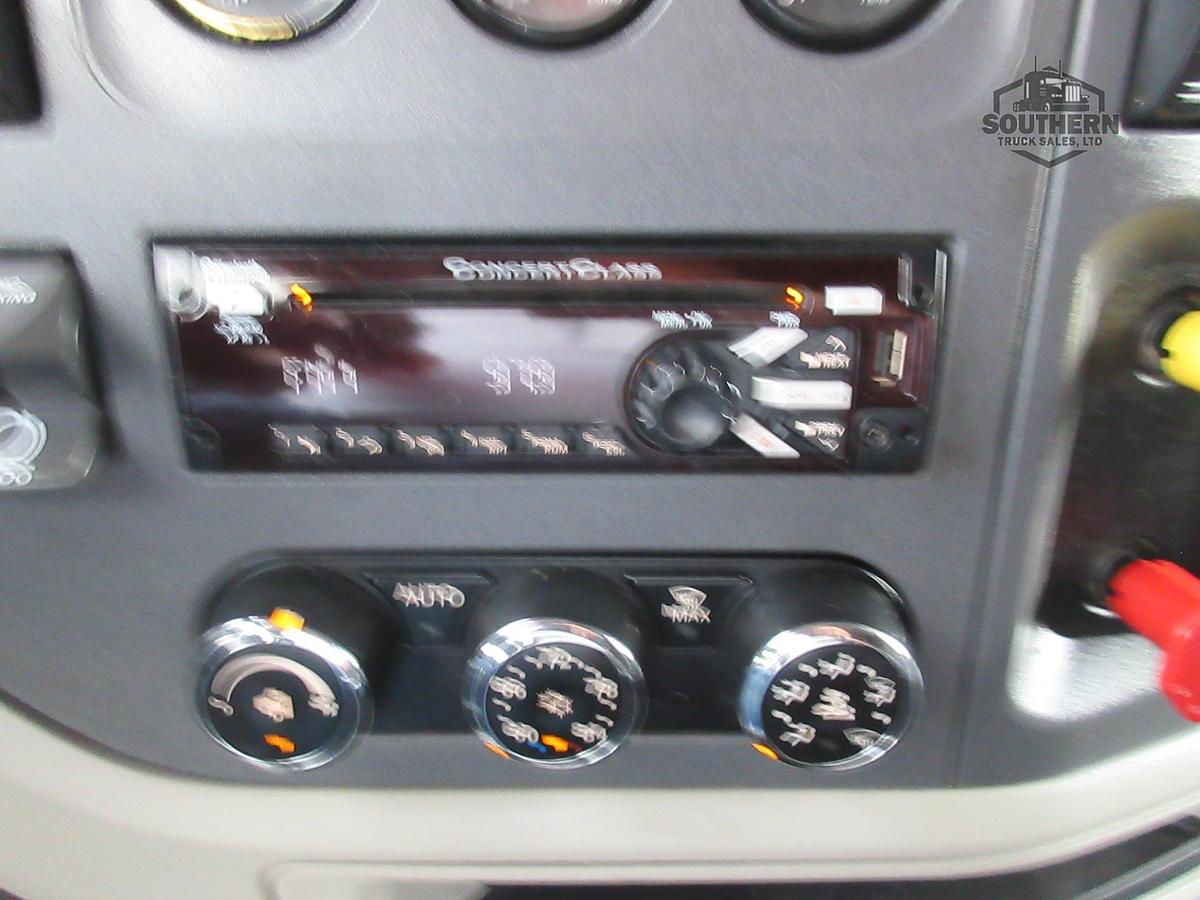 Used 2021 PETERBILT 567