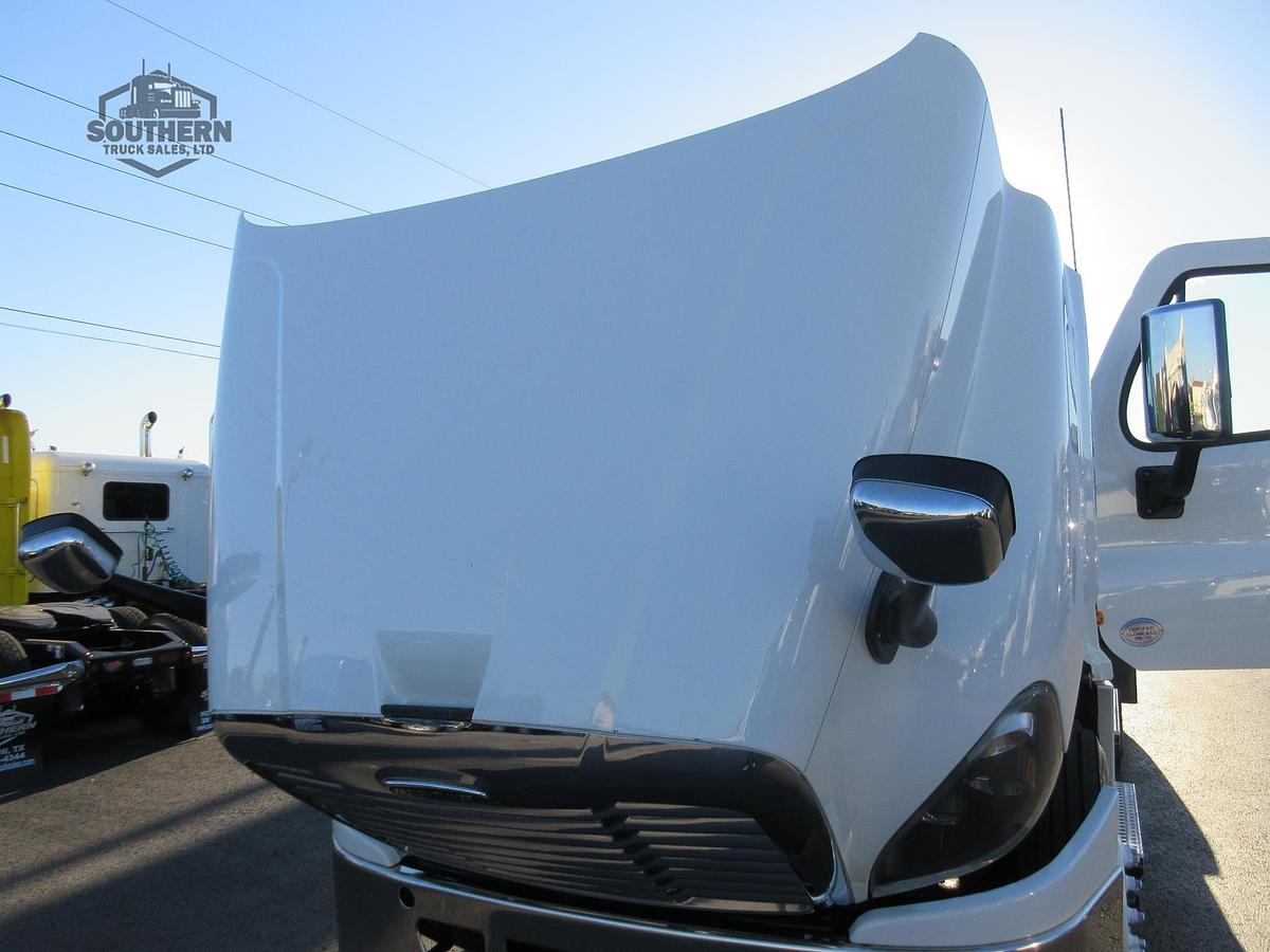 Used 2020 FREIGHTLINER CASCADIA 125
