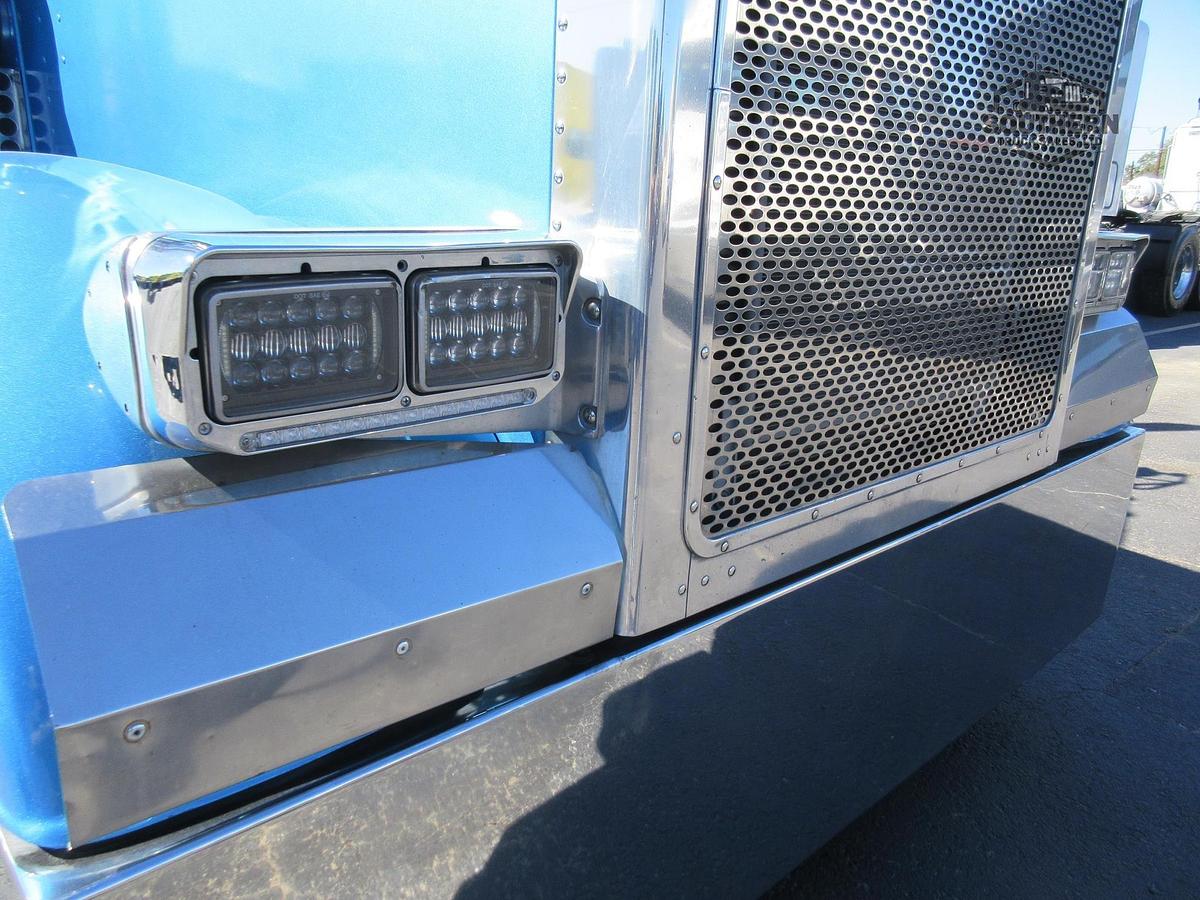 Used 2006 PETERBILT 379EXHD