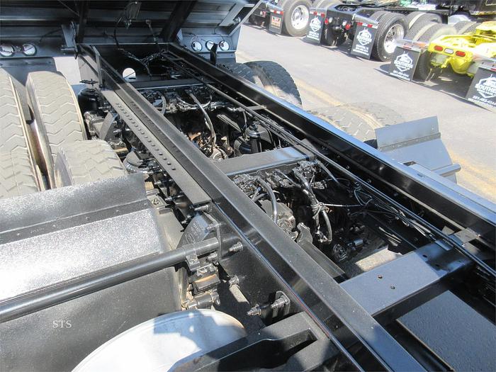 Used 2013 PETERBILT 365