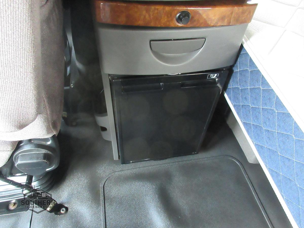 Used 2021 INTERNATIONAL LT
