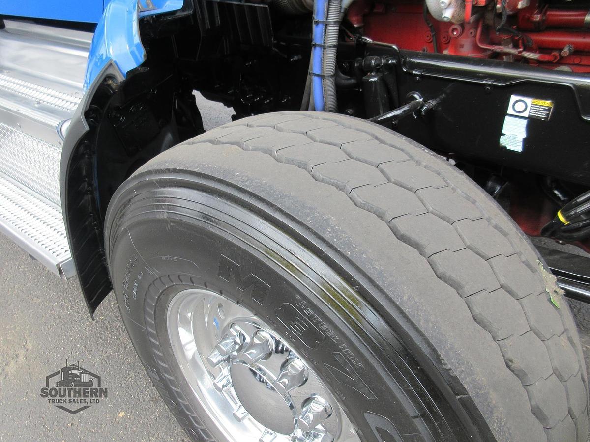 Used 2020 PETERBILT 567