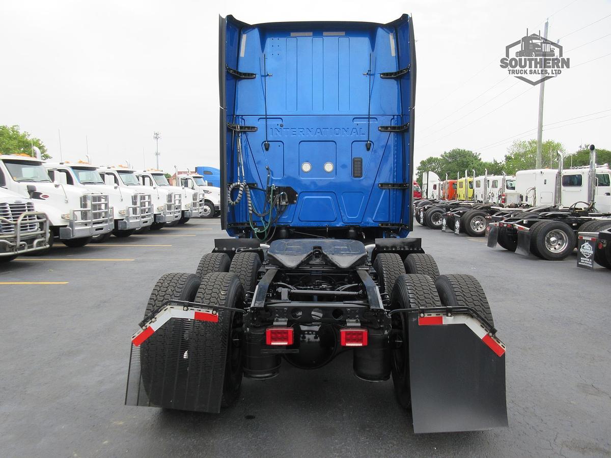 Used 2021 INTERNATIONAL LT