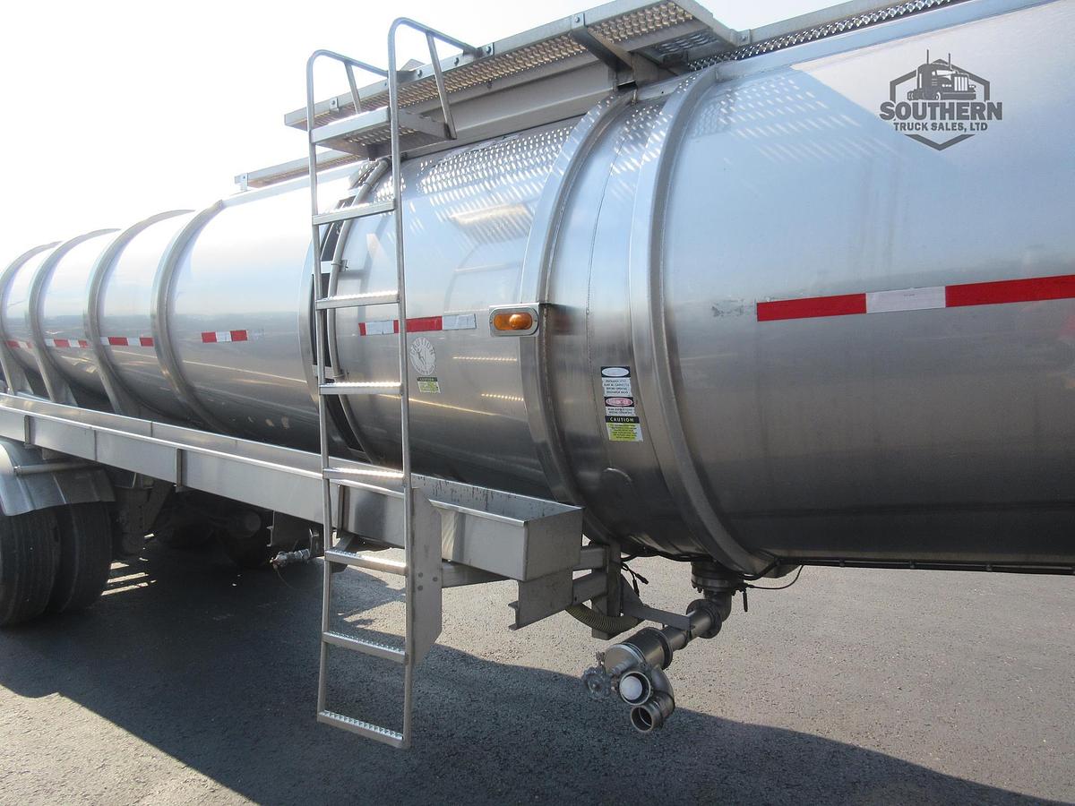 Used 2014 POLAR 42 ft