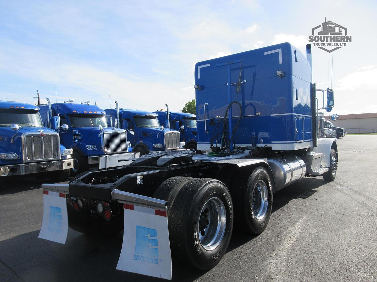 Used 2019 PETERBILT 389