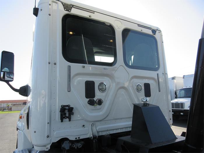 Used 2016 FREIGHTLINER CASCADIA 125