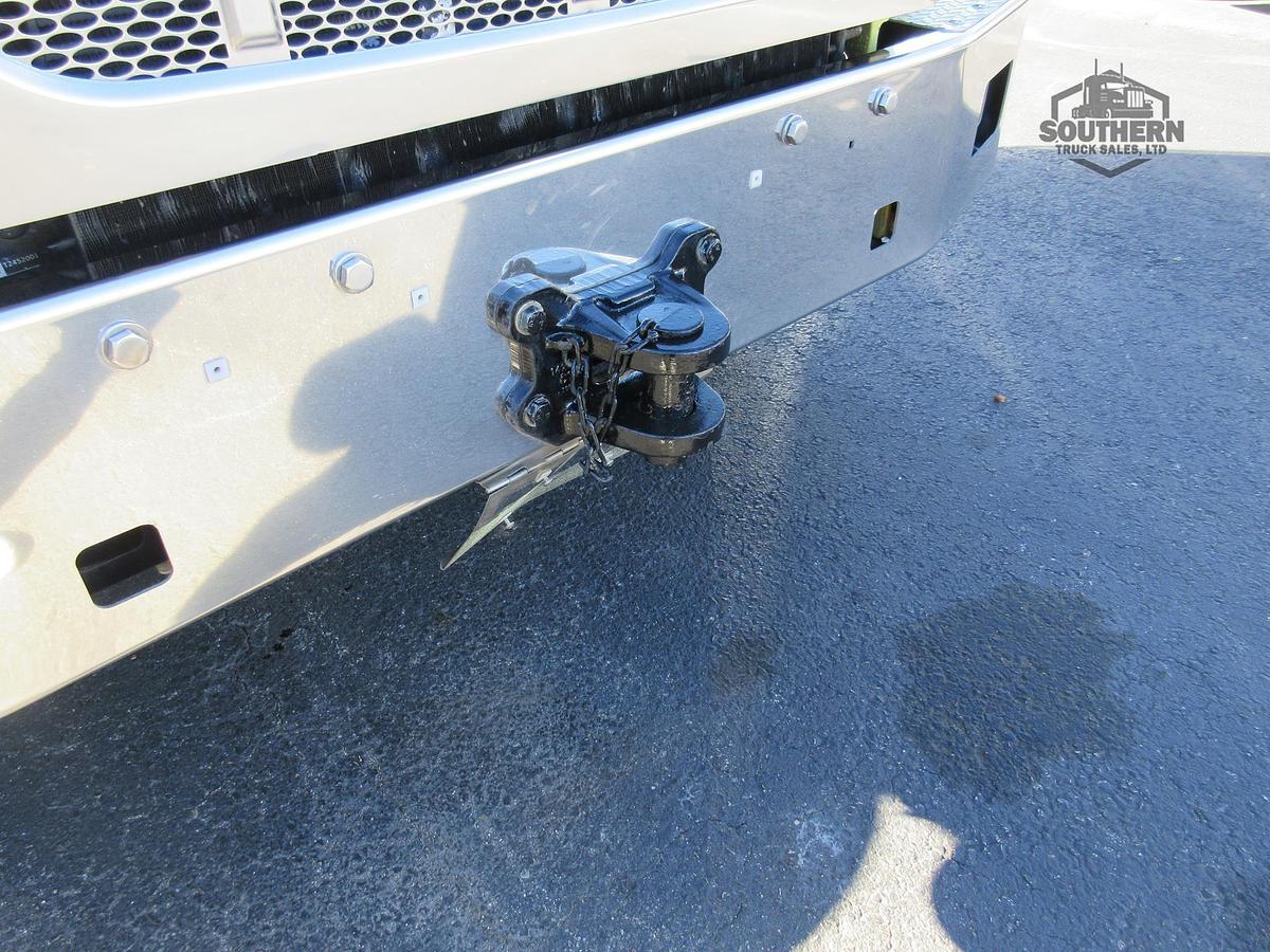 Used 2020 PETERBILT 567