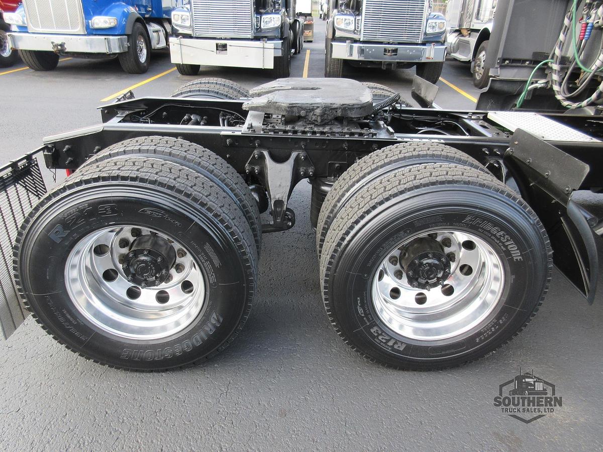 Used 2021 INTERNATIONAL LT