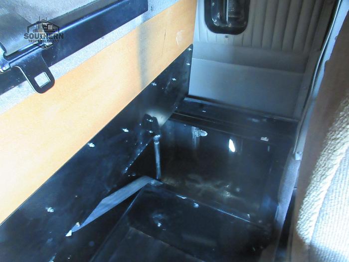 Used 2011 KENWORTH T800