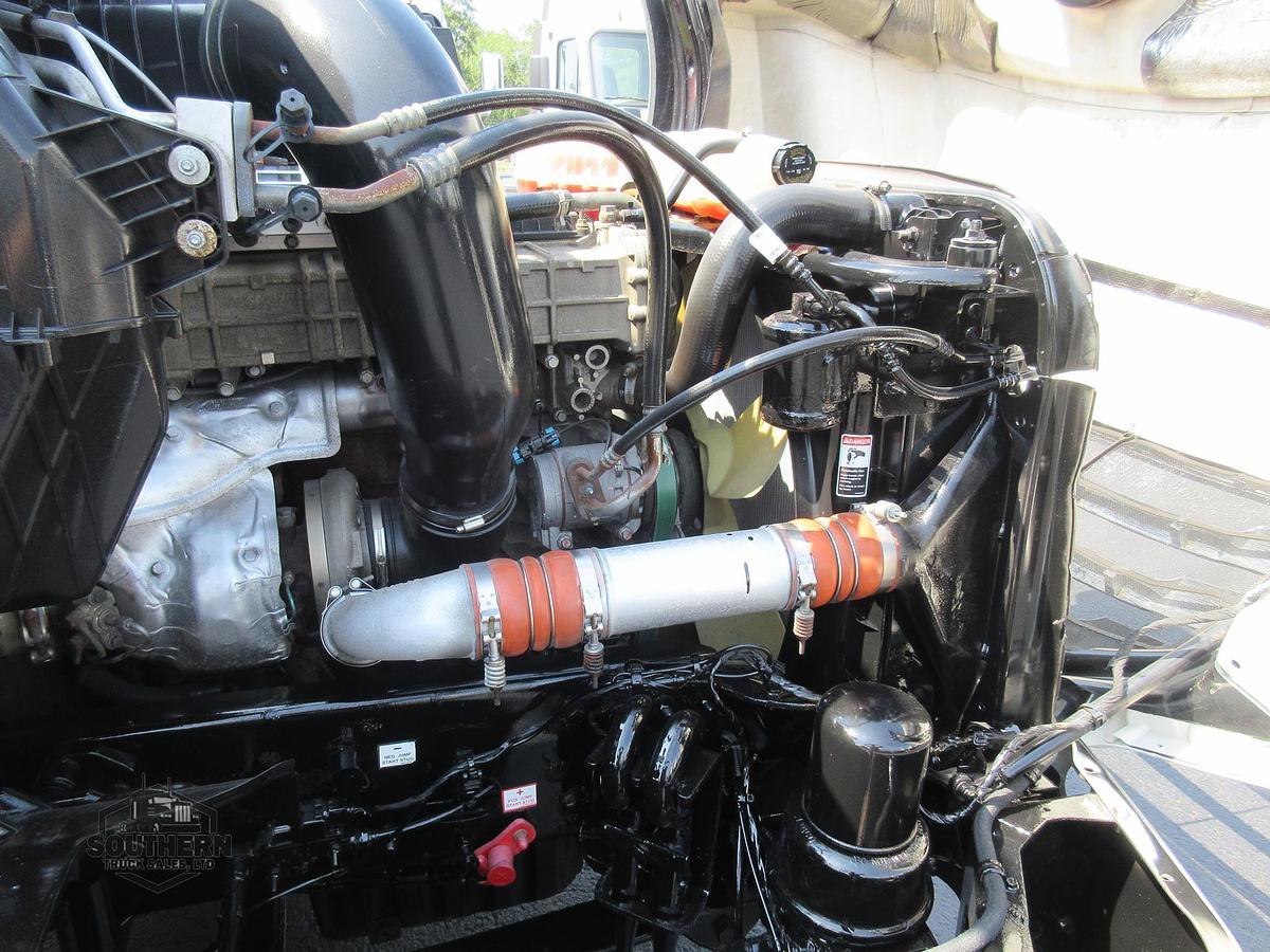 Used 2019 FREIGHTLINER CASCADIA 126