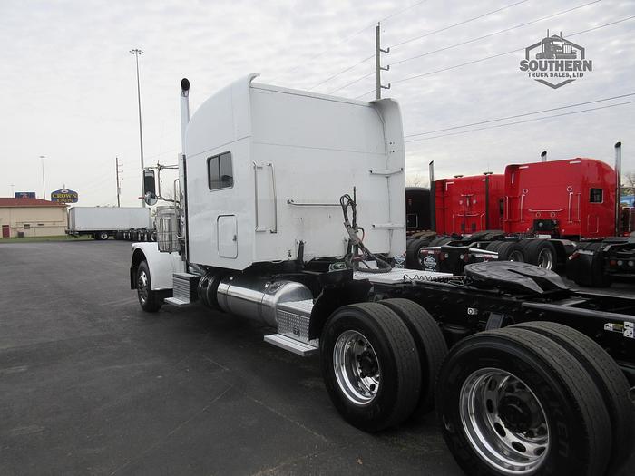 Used 2018 PETERBILT 389