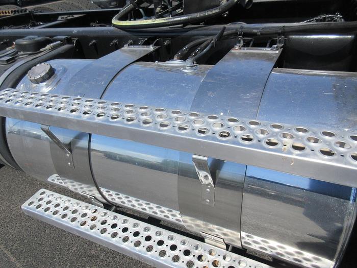 Used 2017 KENWORTH T880