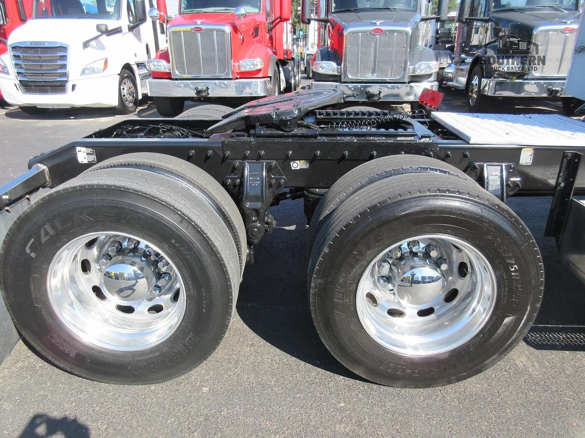 Used 2018 PETERBILT 389