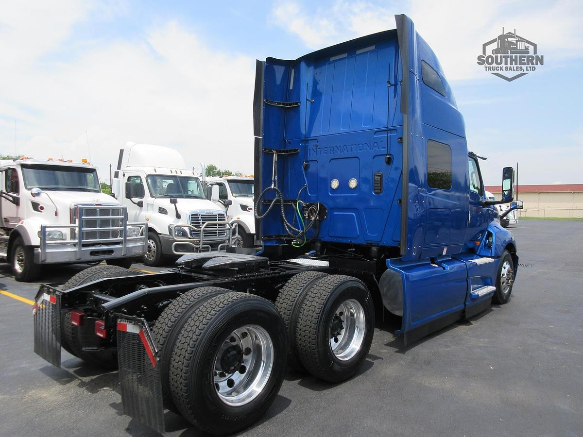 Used 2021 INTERNATIONAL LT