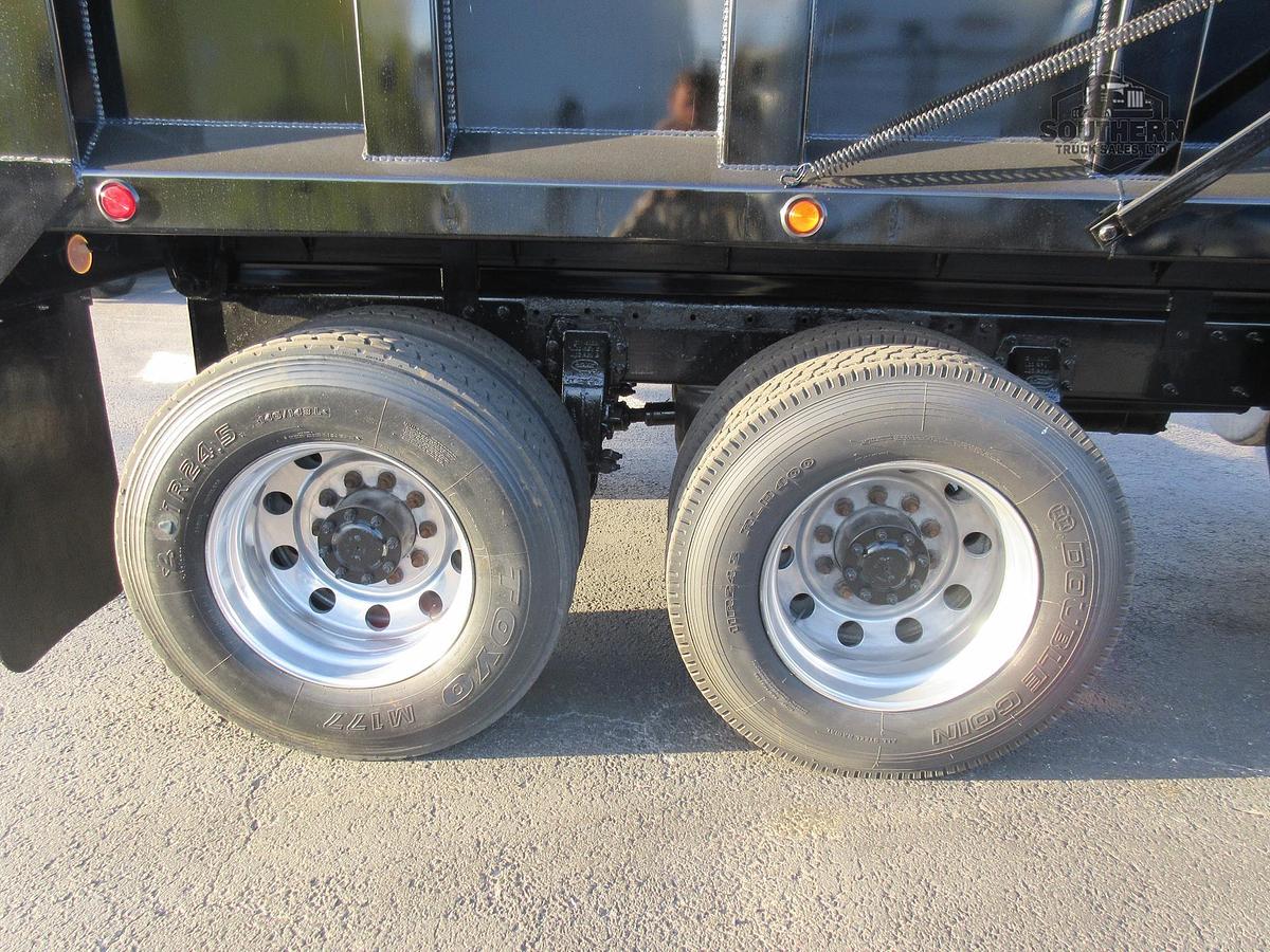 Used 2019 PETERBILT 389