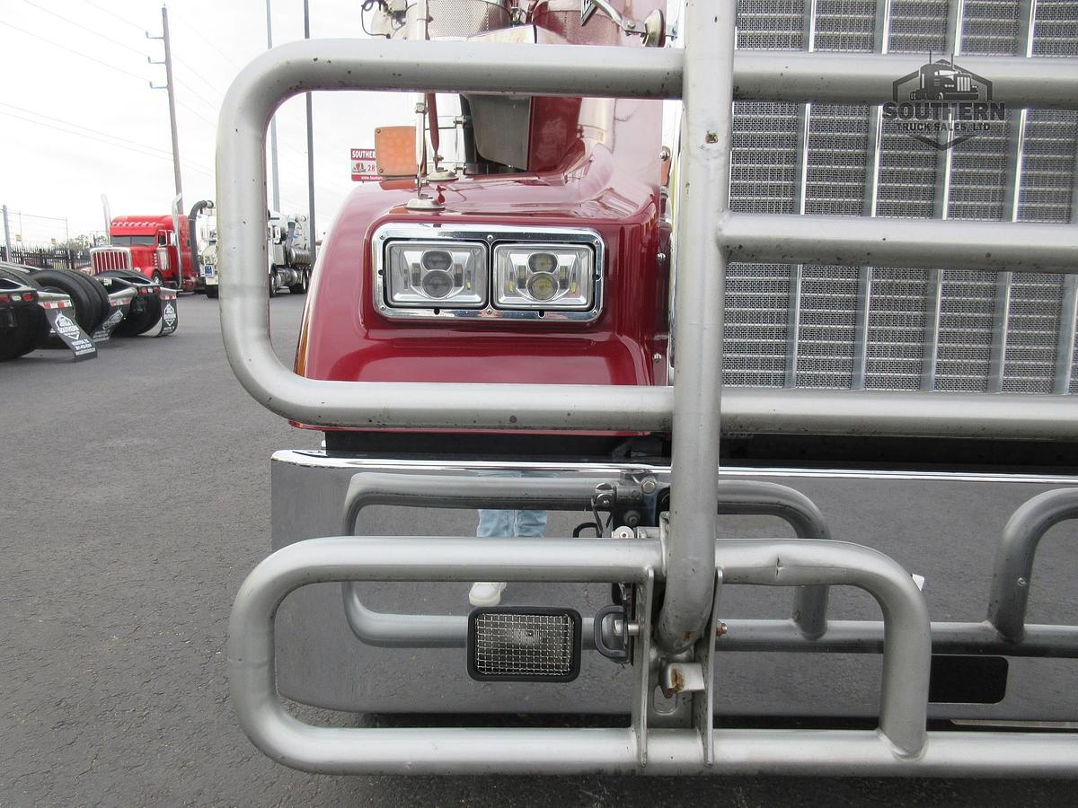Used 2023 KENWORTH W900L