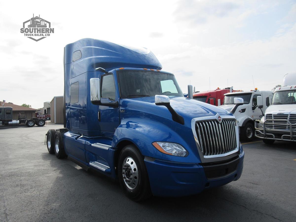 Used 2021 INTERNATIONAL LT