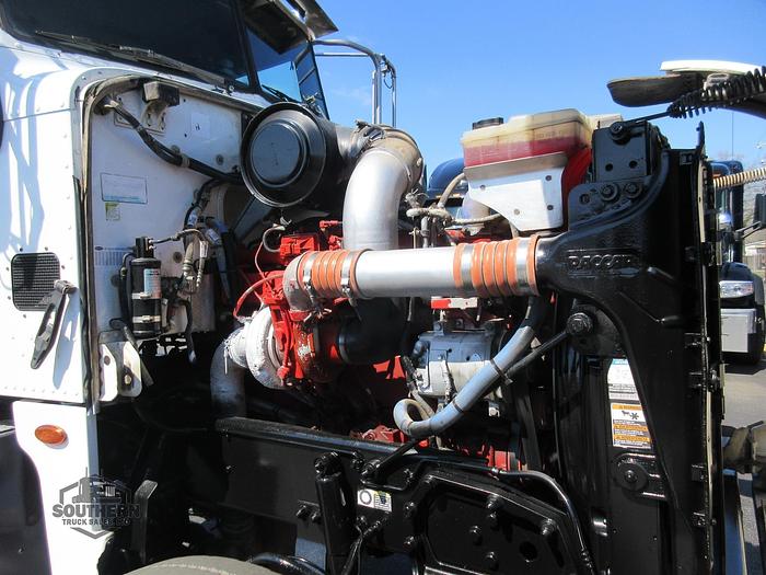 Used 2014 PETERBILT 365