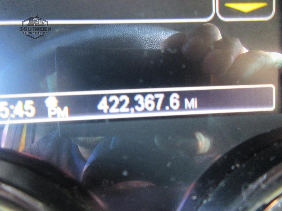 Used 2020 PETERBILT 567