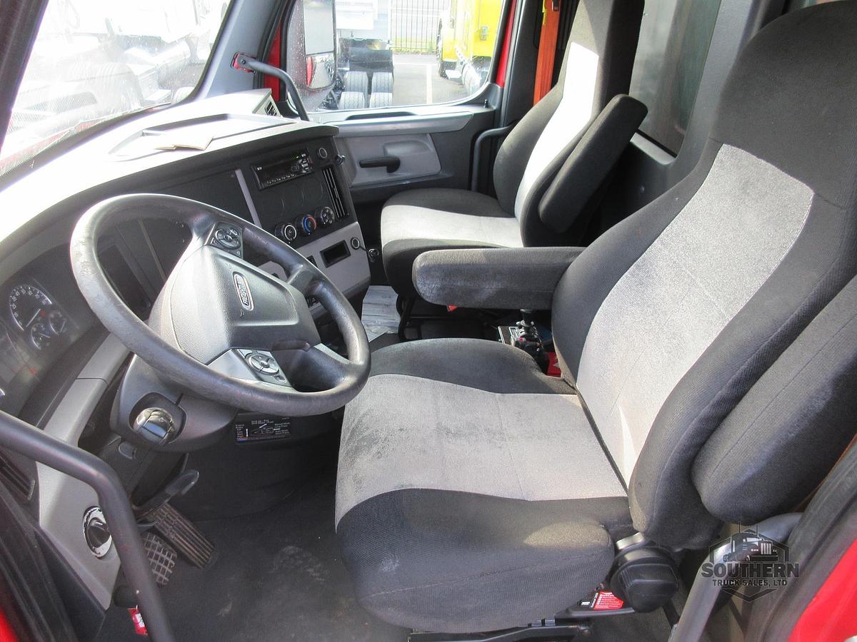 Used 2020 FREIGHTLINER CASCADIA 126