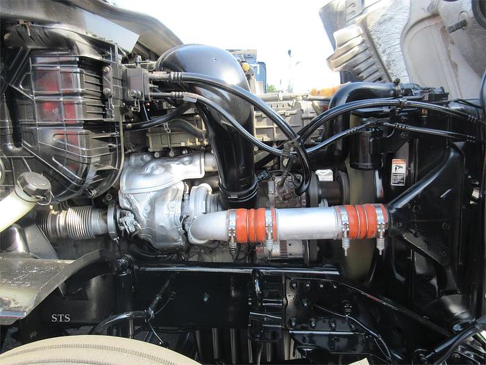 Used 2017 FREIGHTLINER CASCADIA 125